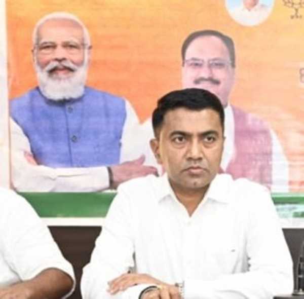 गोवावासियों के लिए 1 अप्रैल से 3 मुफ्त एलपीजी सिलेंडर : सावंत